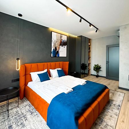 Royal 2 Apartments On Shevchenka 38 Str Львів Екстер'єр фото