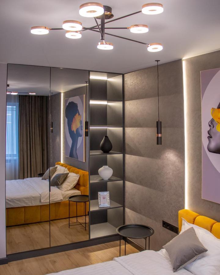 Royal 2 Apartments On Shevchenka 38 Str Львів Екстер'єр фото