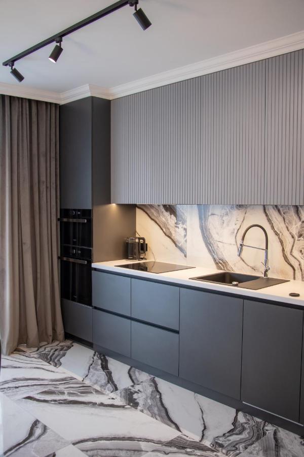 Royal 2 Apartments On Shevchenka 38 Str Львів Екстер'єр фото